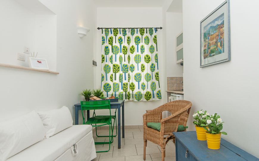 Home 1